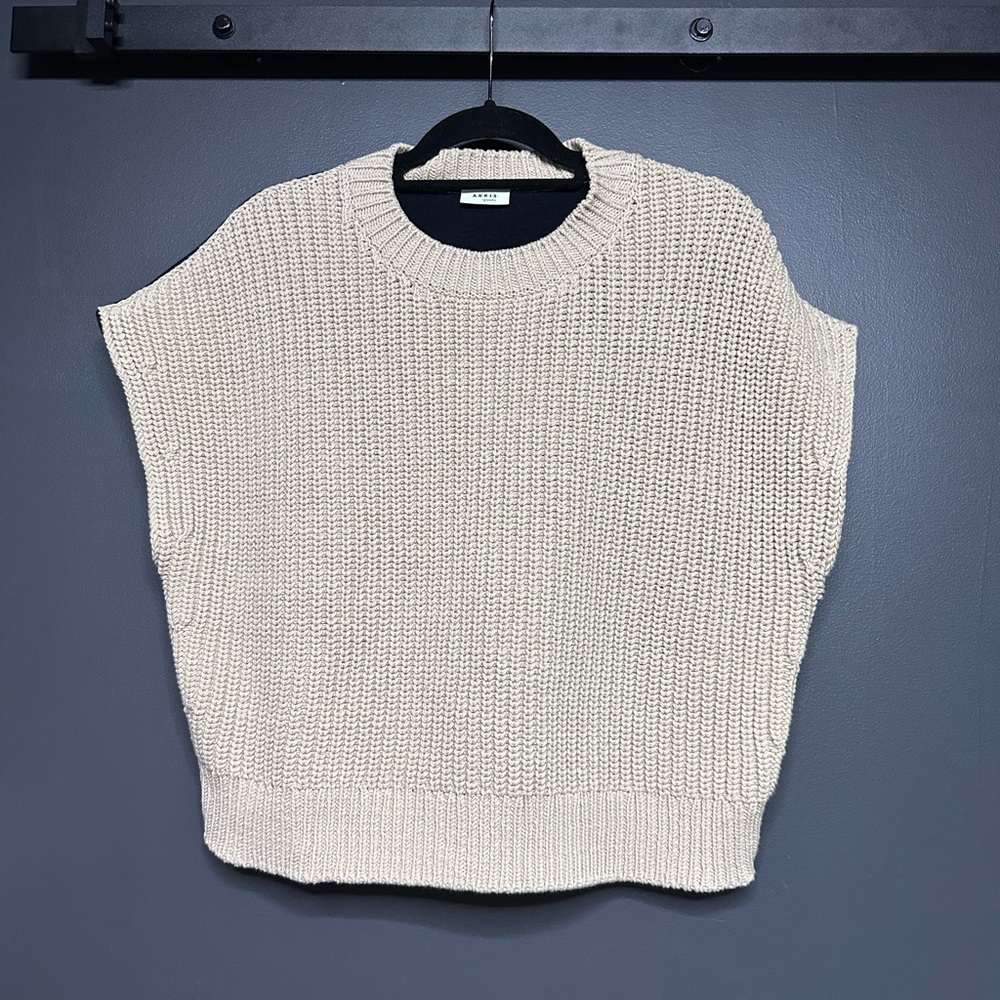 NWOT Akris Punto Dolman Sleeve Sweater Cream and navy US 12